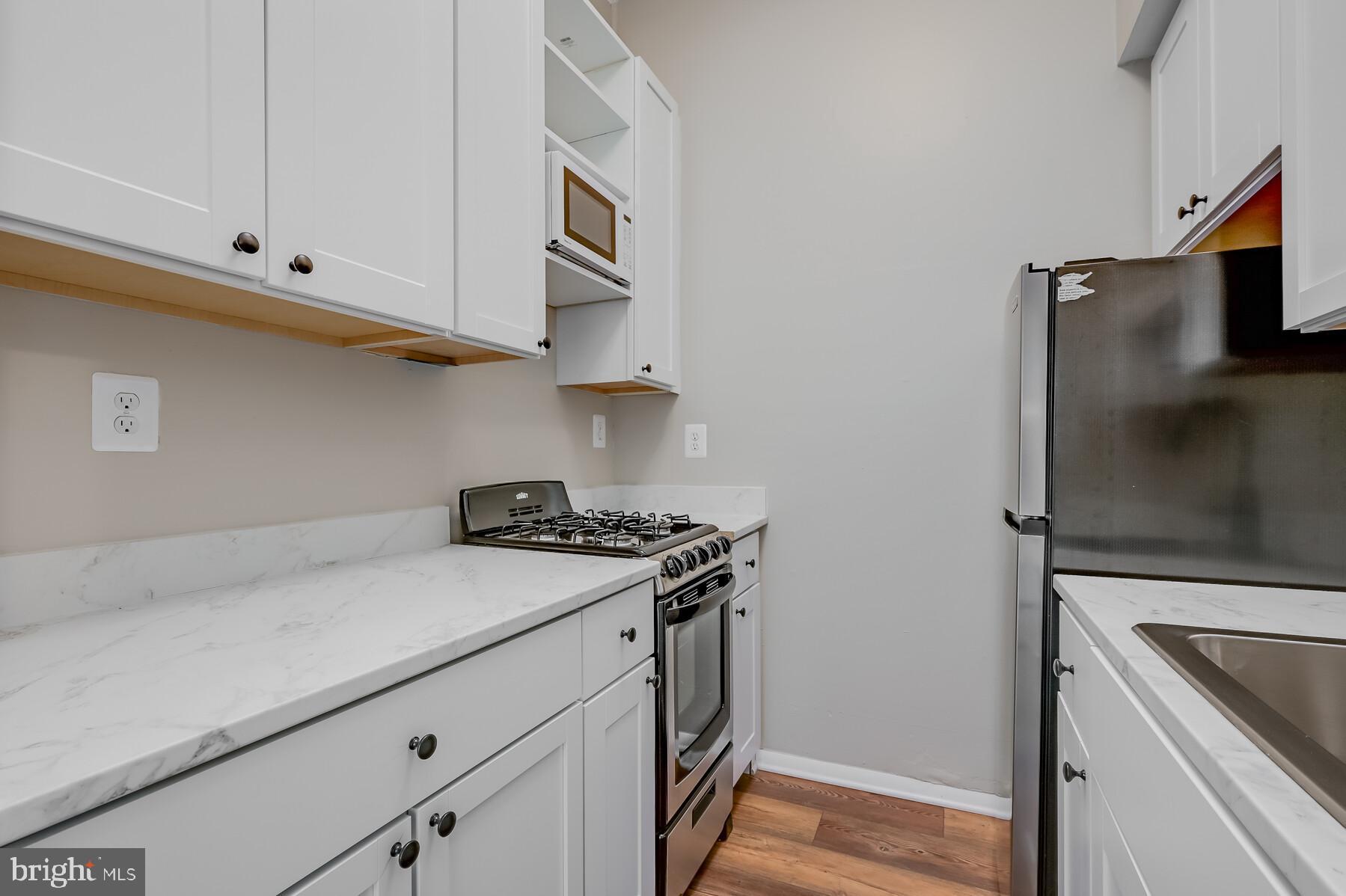 9424 Merryrest Road Columbia, MD 21045 - Photo 9 of 15 KITCHEN
