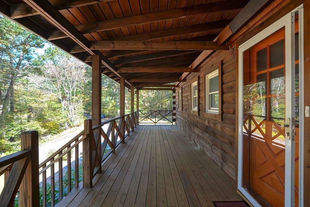 258 Hanlon Road Holliston, MA 01746 - Photo 8 of 40 Gallery Image 8