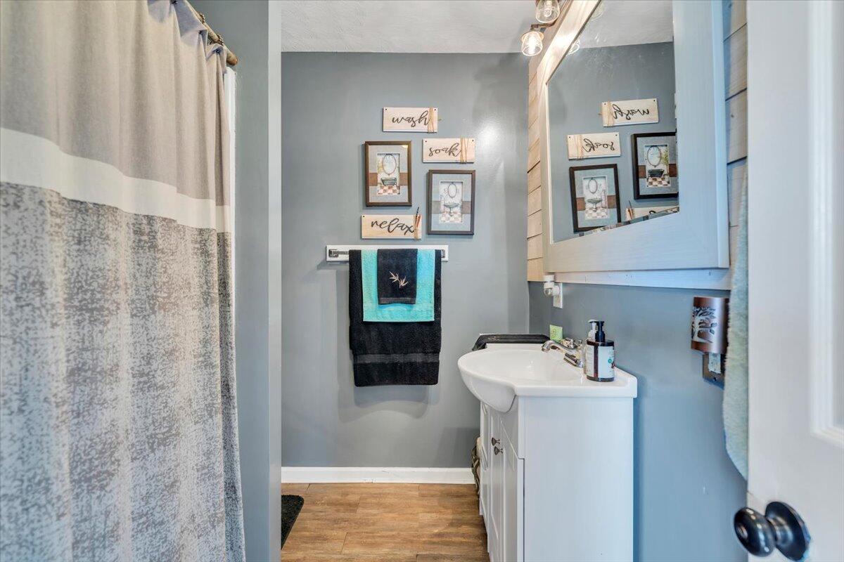 4935 Hubert Road Northwest Roanoke, VA 24012 - Photo 22 of 28 18-MIB06406