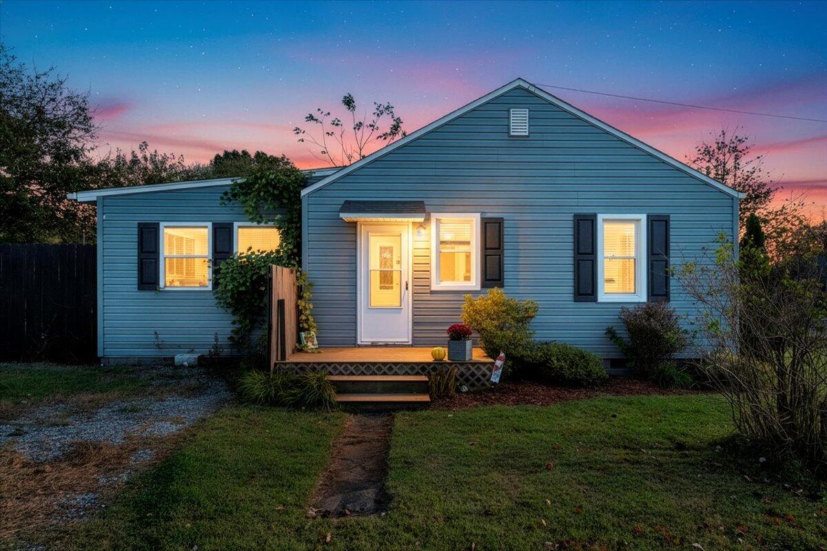 4935 Hubert Road Northwest Roanoke, VA 24012 - Photo 6 of 28 3-MIB06499F