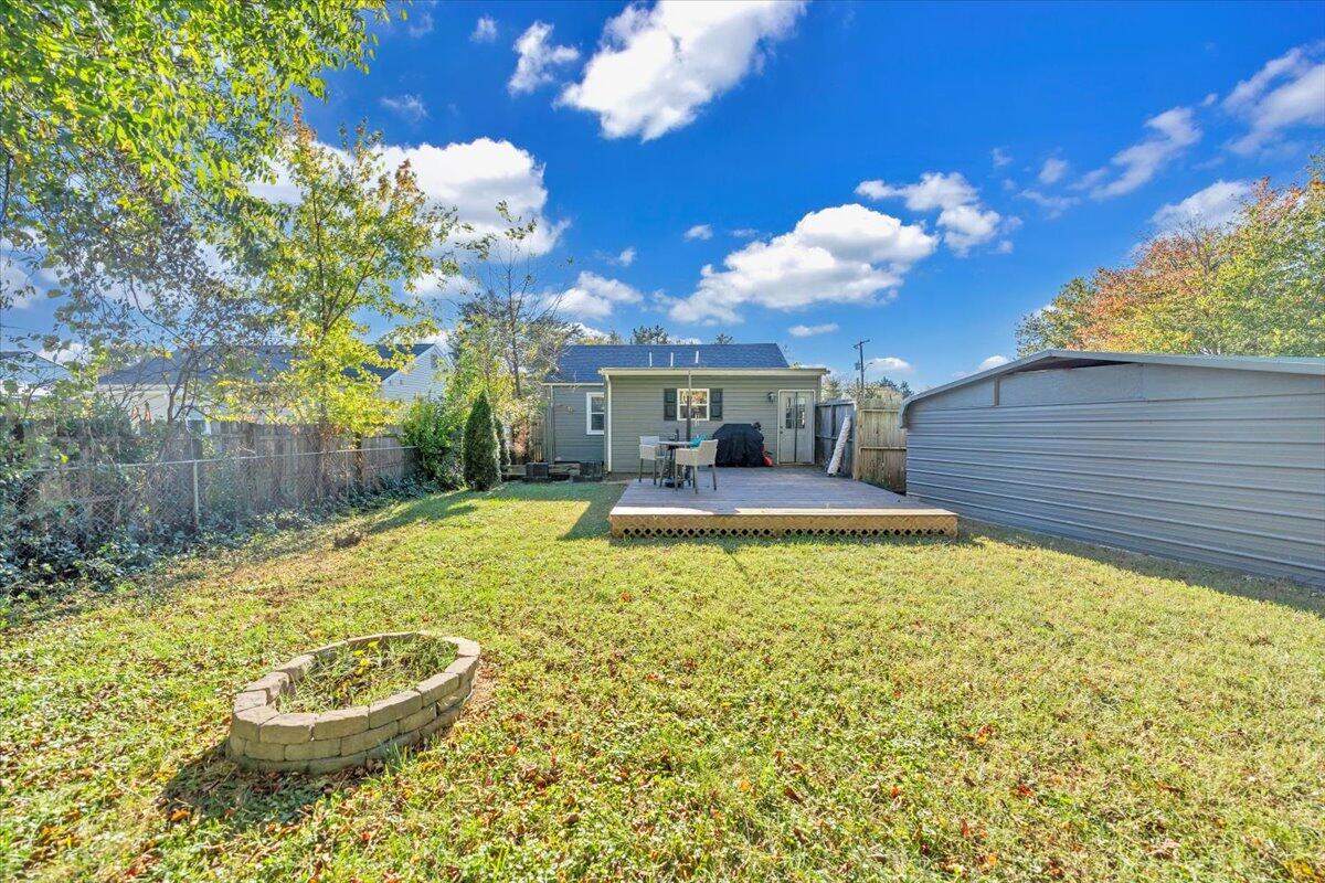 4935 Hubert Road Northwest Roanoke, VA 24012 - Photo 8 of 28 25-MIB06469