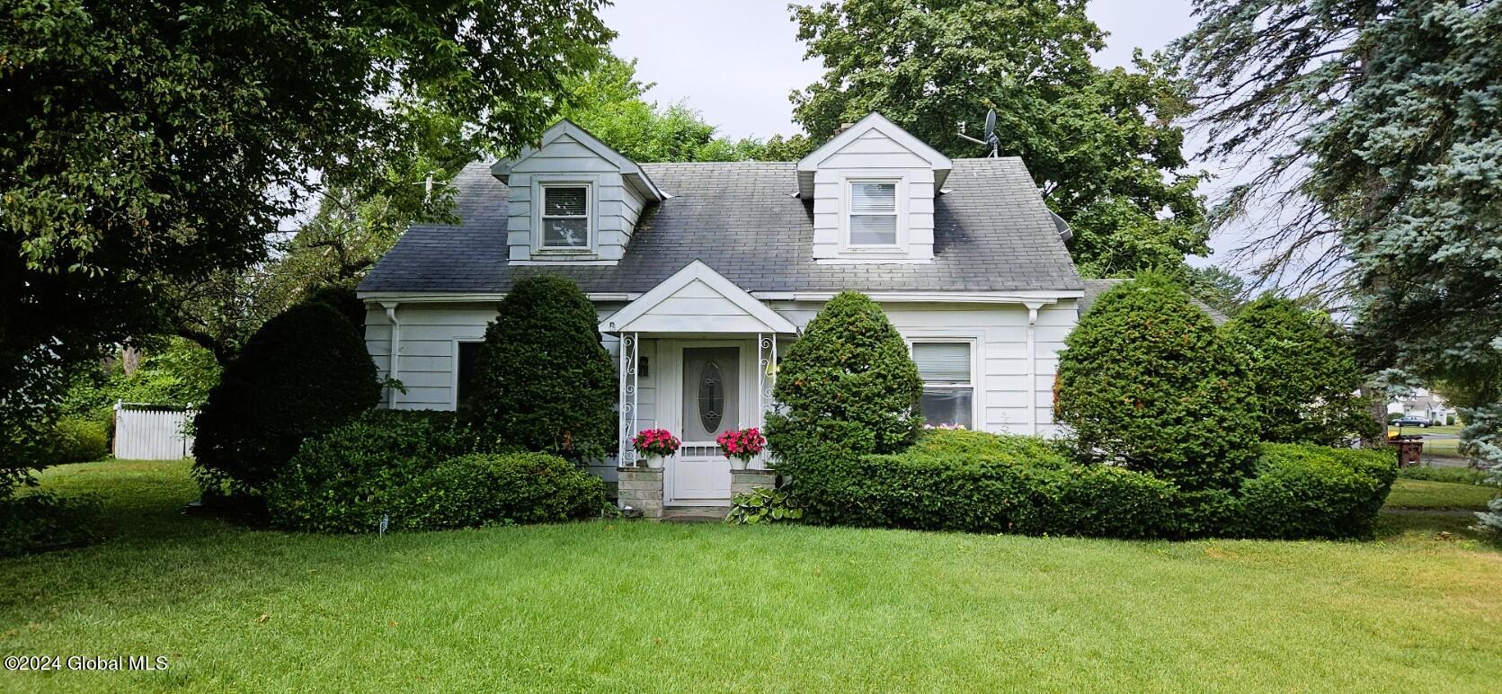1030 Roberta Road Rotterdam, NY 12303 - Photo 1 of 24 20240803_113805