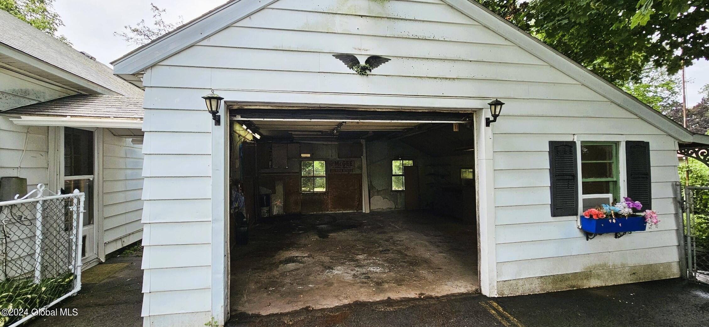 1030 Roberta Road Rotterdam, NY 12303 - Photo 19 of 24 20240803_113440