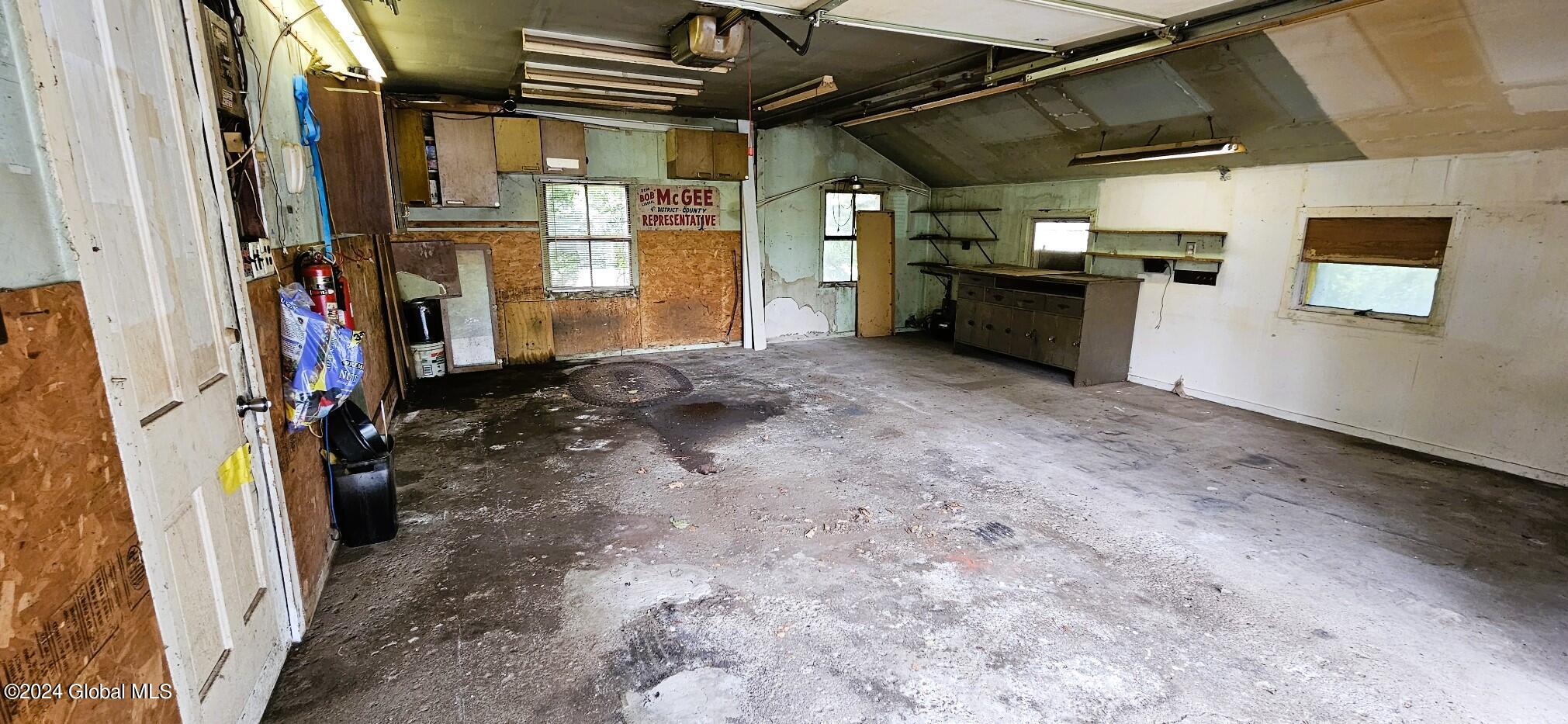 1030 Roberta Road Rotterdam, NY 12303 - Photo 20 of 24 20240803_113450
