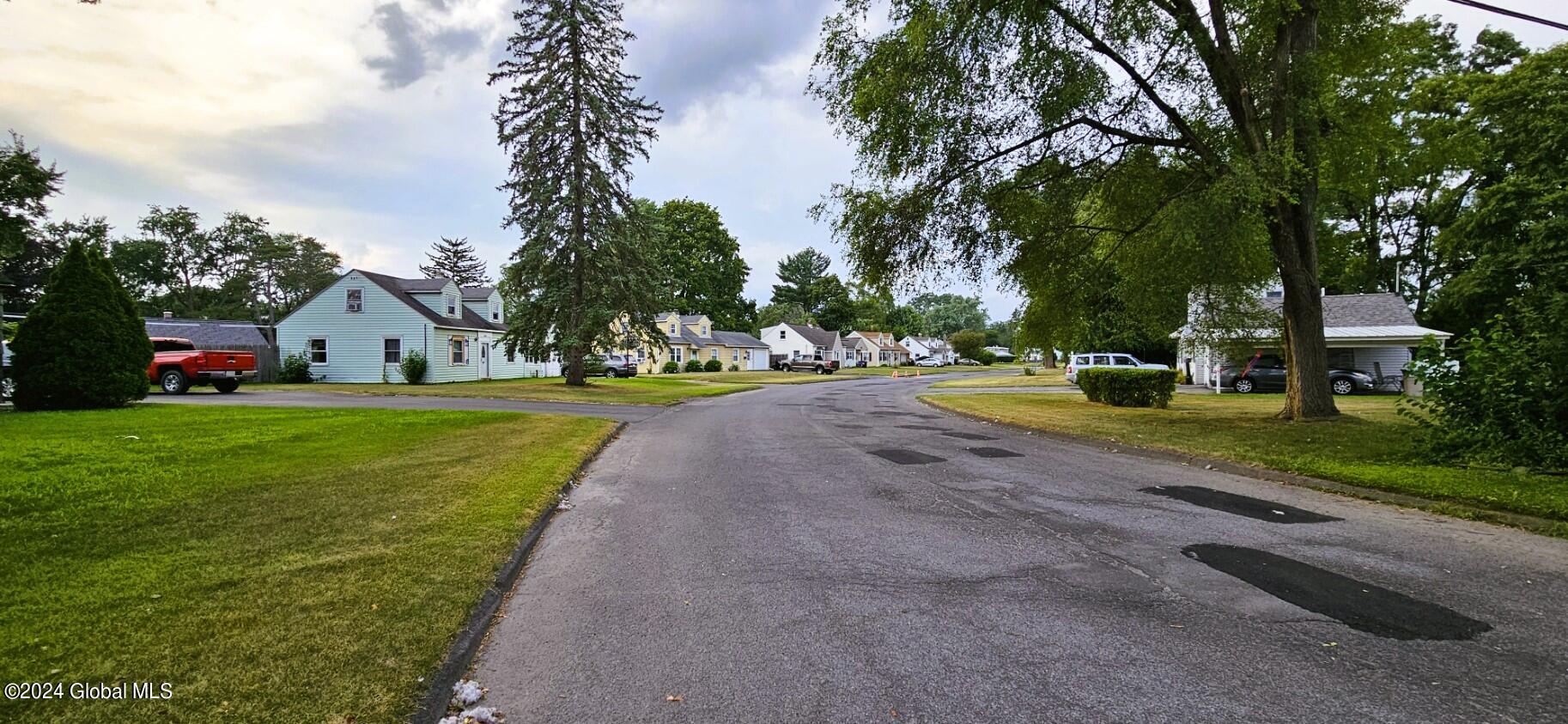 1030 Roberta Road Rotterdam, NY 12303 - Photo 24 of 24 20240710_174506