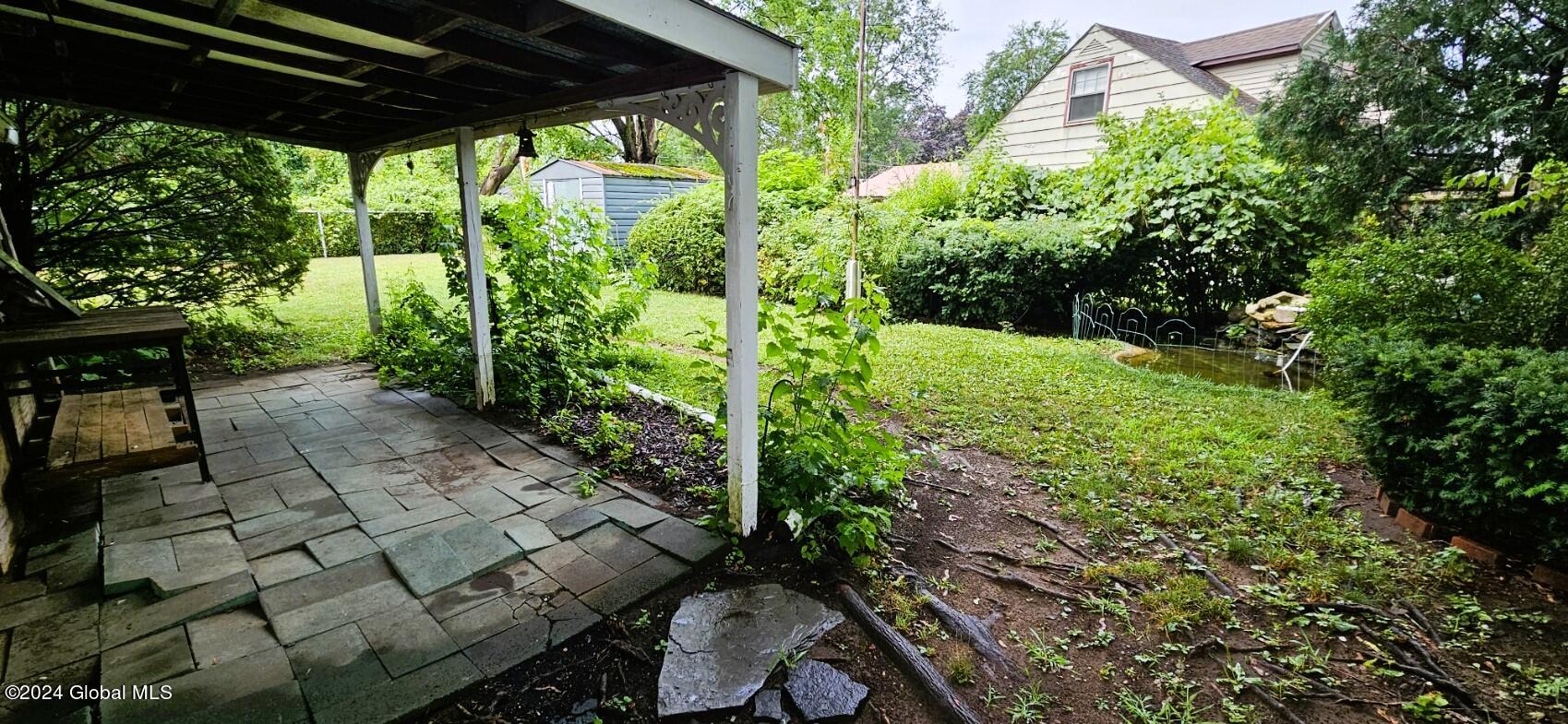 1030 Roberta Road Rotterdam, NY 12303 - Photo 5 of 24 20240803_113517