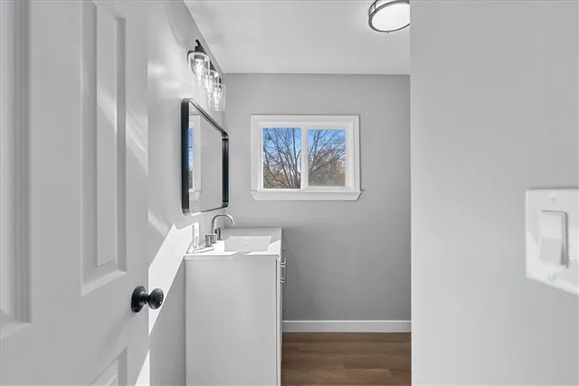 $289,900 | 709 West Street, Harrisonville, MO 64701