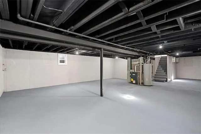 $289,900 | 709 West Street, Harrisonville, MO 64701