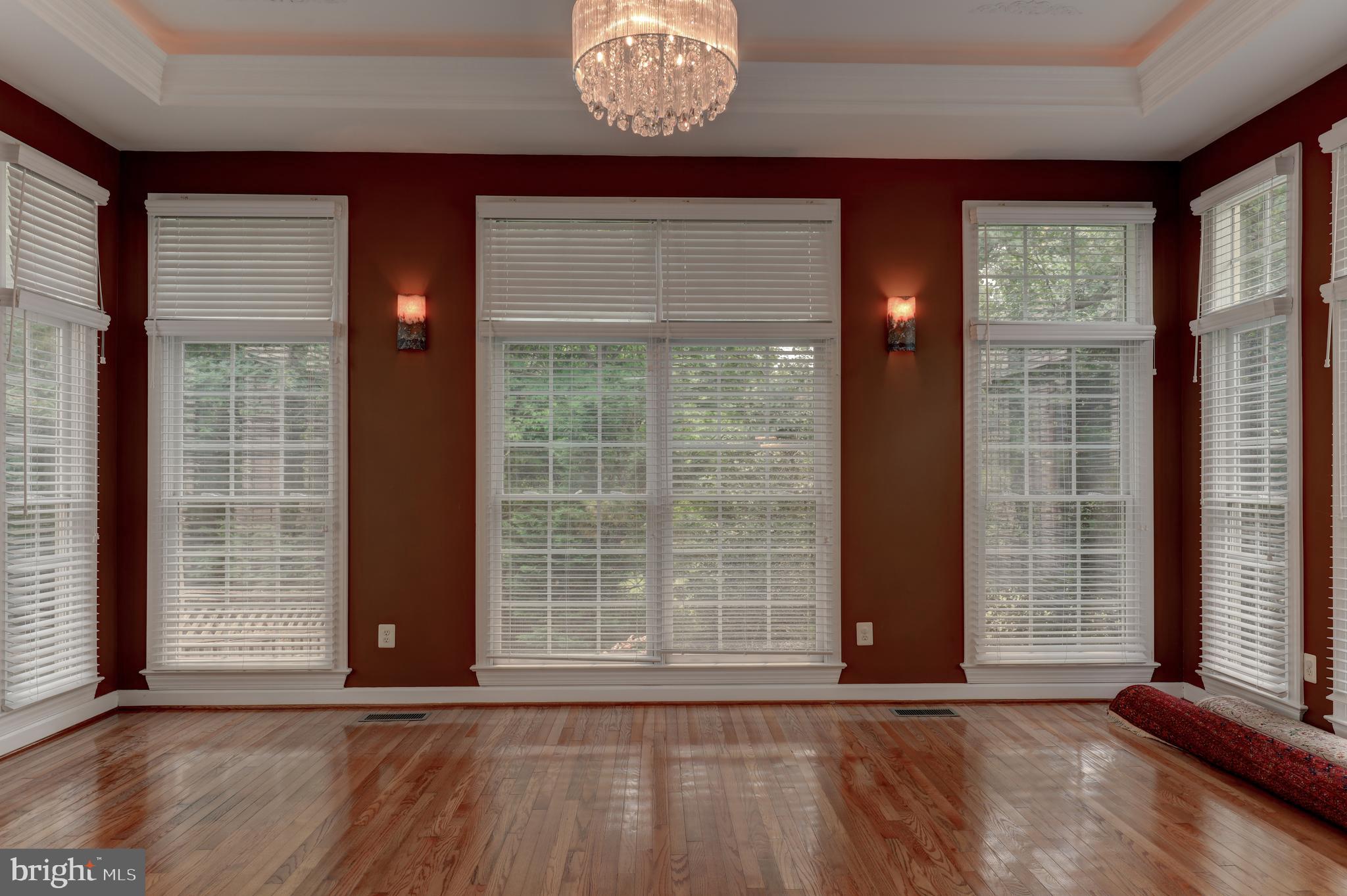 7394 Spring Summit Road Springfield, VA 22150 - Photo 5 of 69 florida room off living room