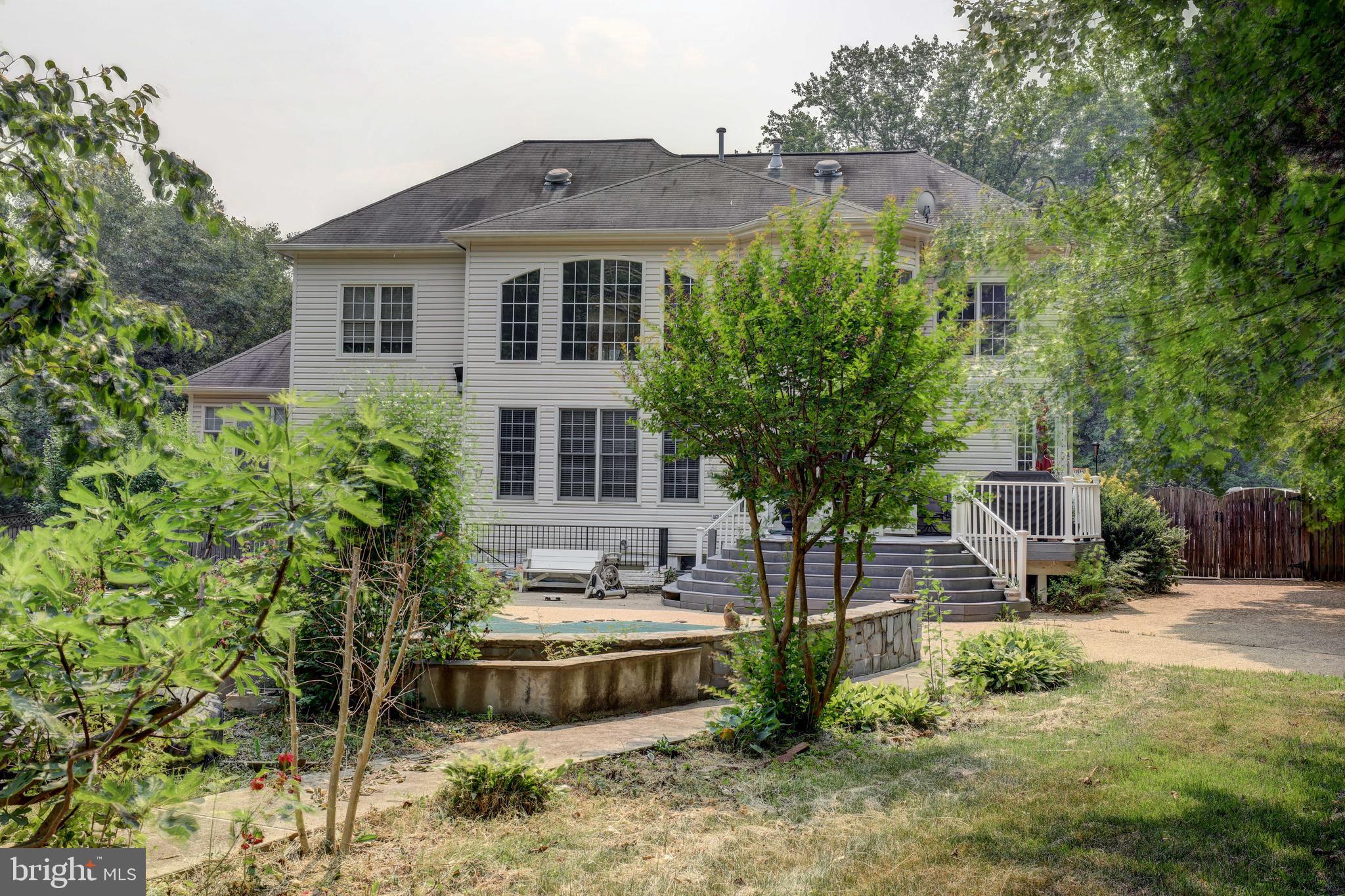 7394 Spring Summit Road Springfield, VA 22150 - Photo 68 of 69 back of home from lot line