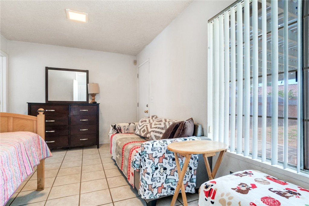 616 South Millard Avenue Rialto, CA 92376 - Photo 19 of 24