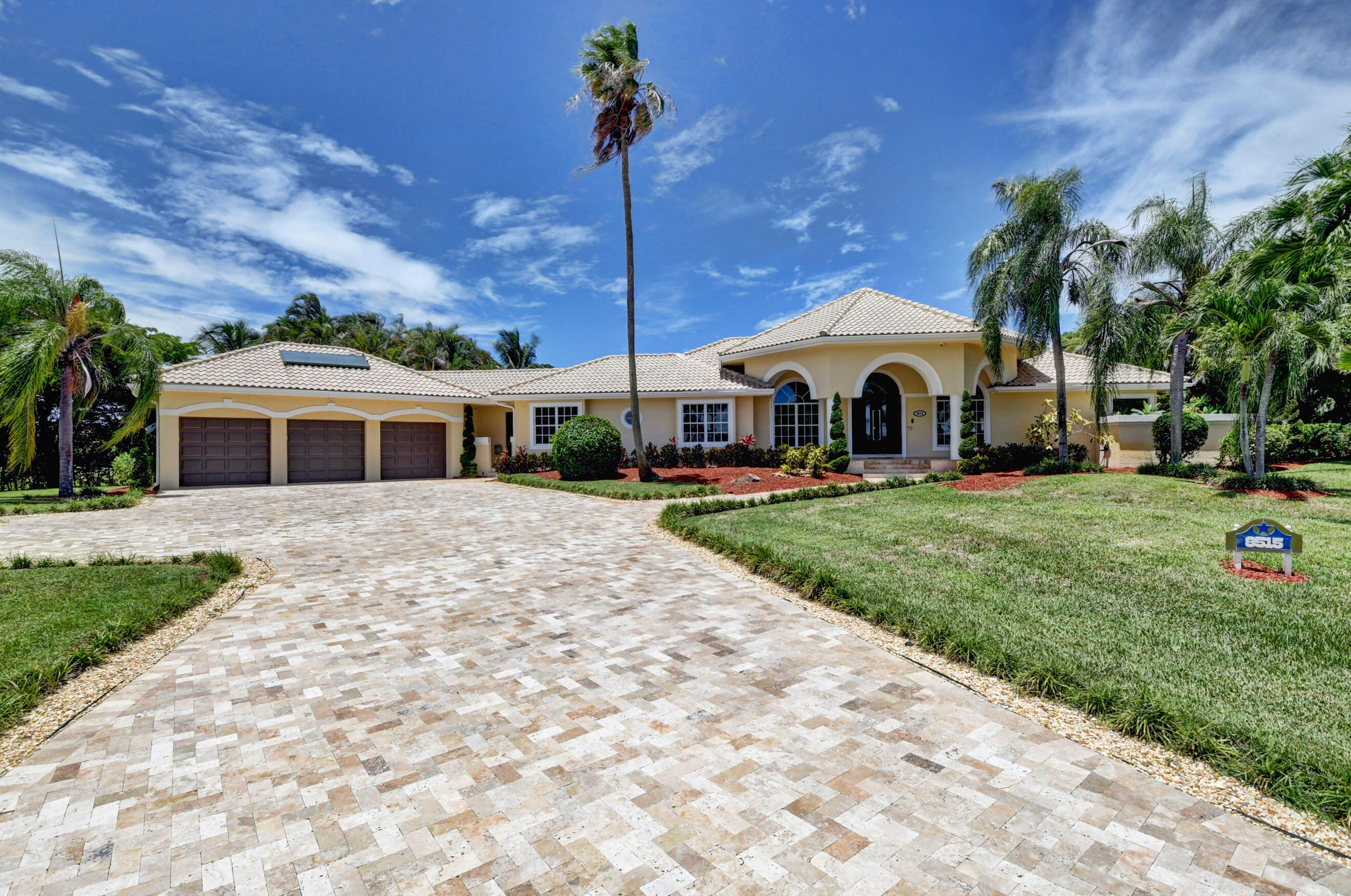 8515 Sawpine Road Delray Beach, FL 33446 - Photo 2 of 60 DSC_7385_6_7_8_9