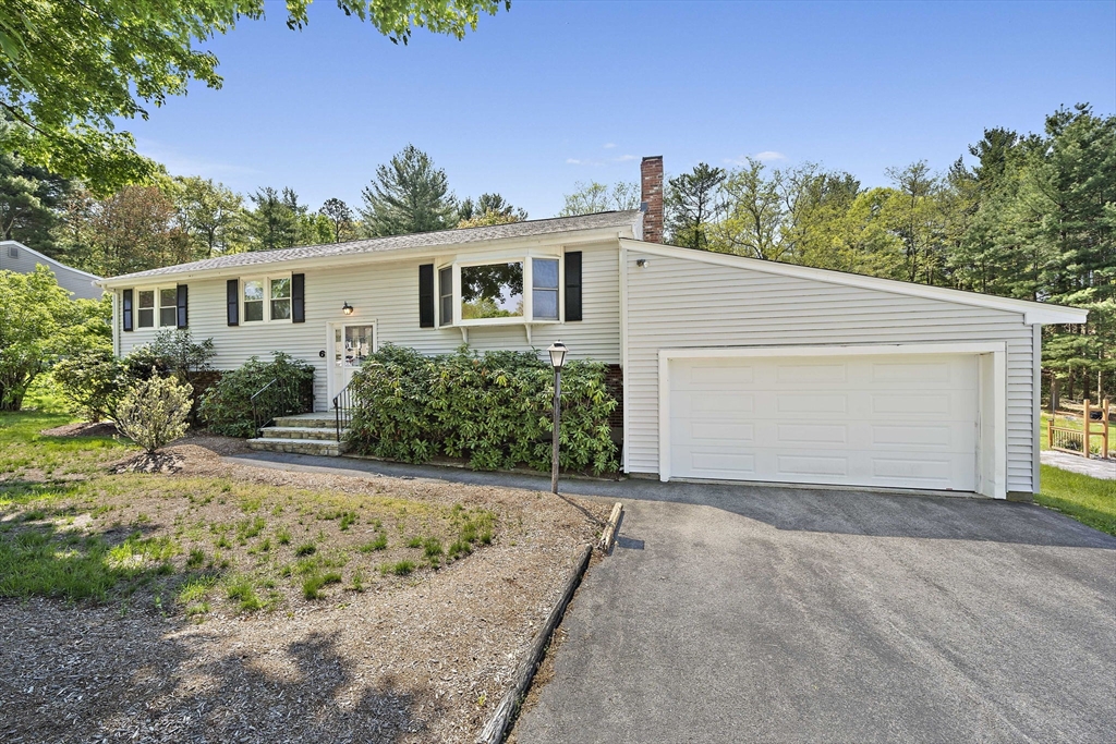 6 Sandy Ridge Circle Sharon, MA 02067 - Photo 3 of 33
