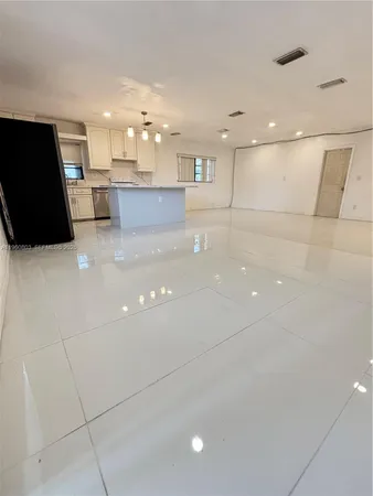 $4,000 | 9711 Caribbean Boulevard, Unit BLVD, Cutler Bay, FL 33189