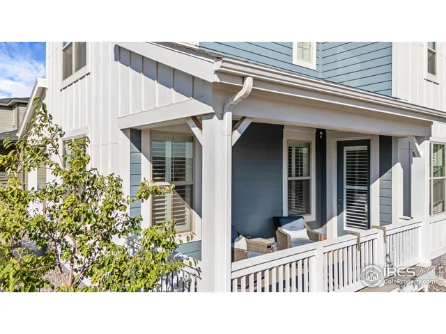 a black and white photo of a house