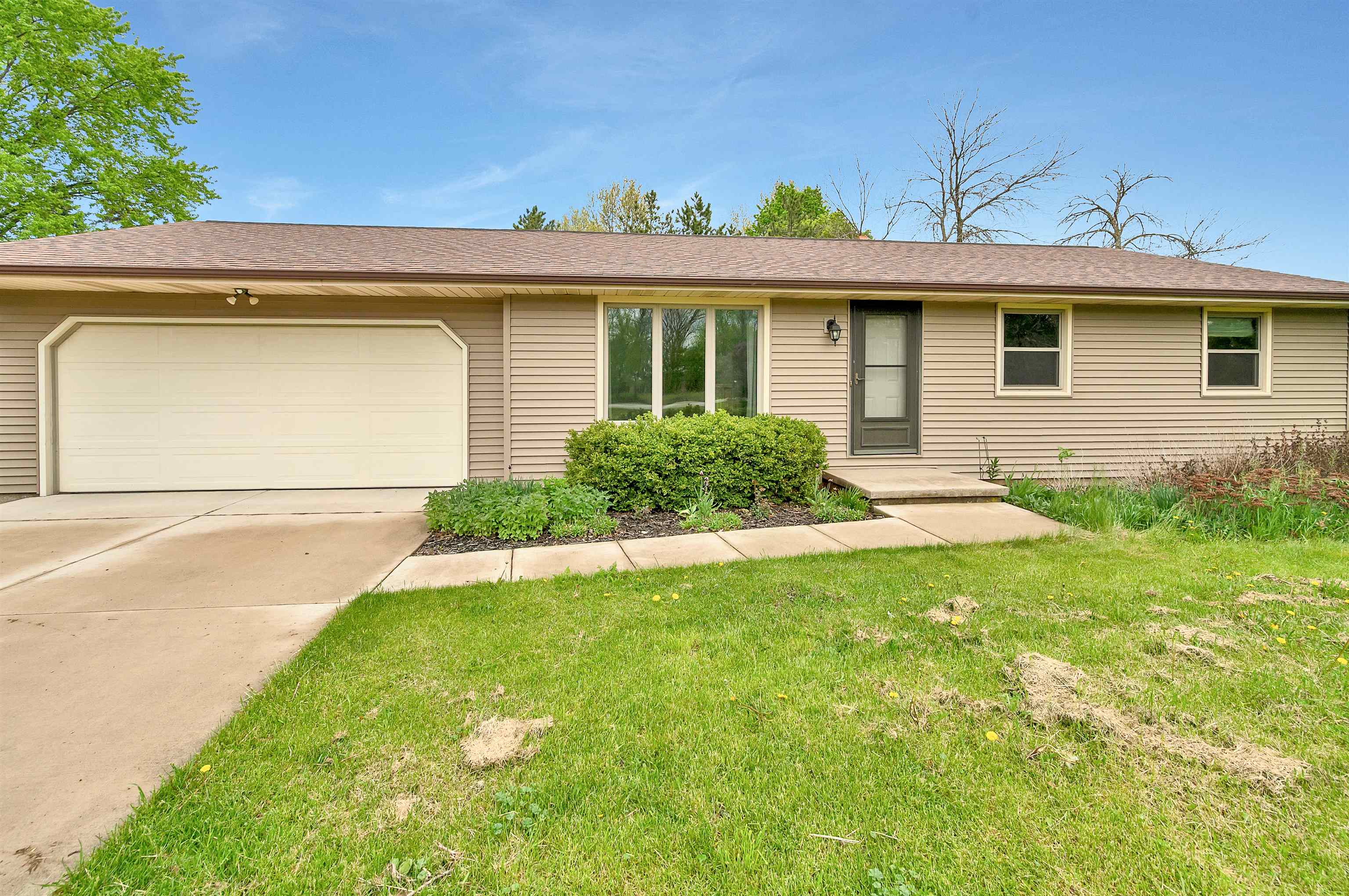 2205 School Road De Pere, WI 54115 - Photo 36 of 48