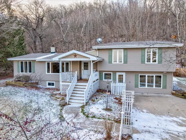 $799,000 | 7422 Loy Road, Arena, WI 53503