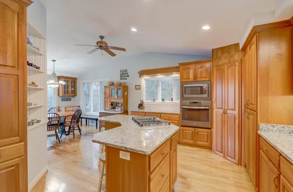 $799,000 | 7422 Loy Road, Arena, WI 53503