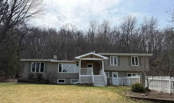 $799,000 | 7422 Loy Road, Arena, WI 53503