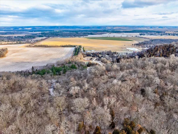 $799,000 | 7422 Loy Road, Arena, WI 53503