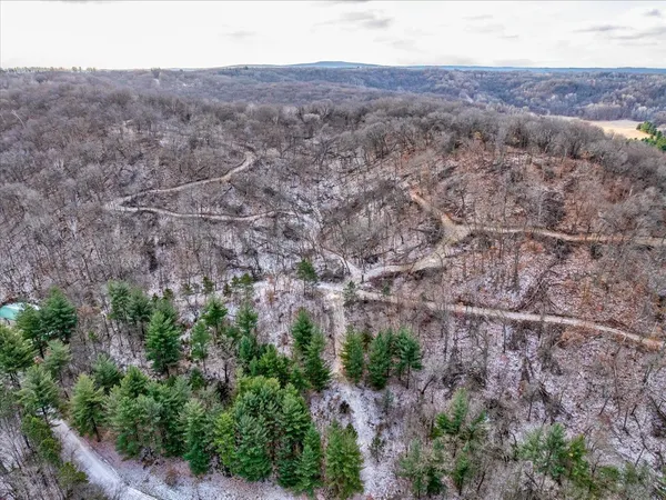 $799,000 | 7422 Loy Road, Arena, WI 53503