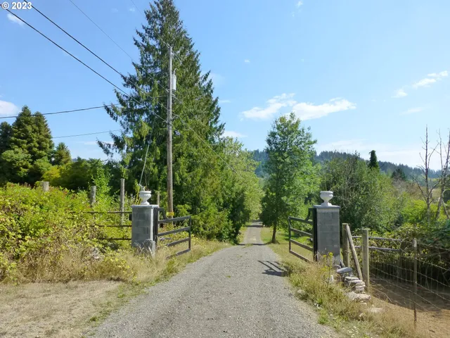 $199,900 | 10960 172nd, Damascus, OR 97089