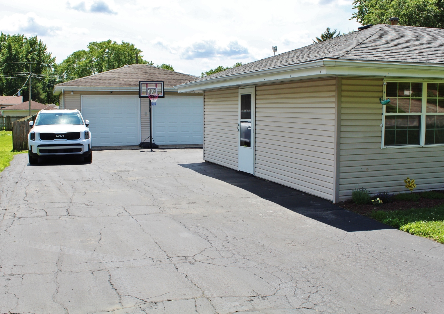 5445 Sand Ridge Road Morris, IL 60450 - Photo 5 of 29