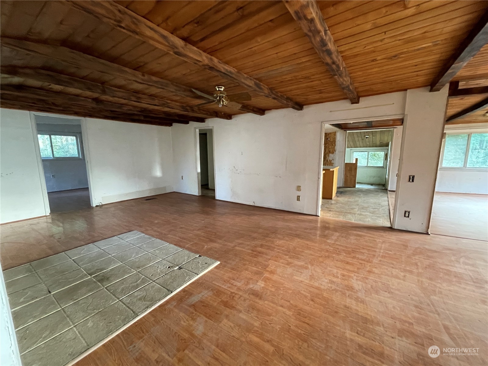 2410 Cruse Road Sedro-Woolley, WA 98284 - Photo 11 of 38 Gallery Image 11