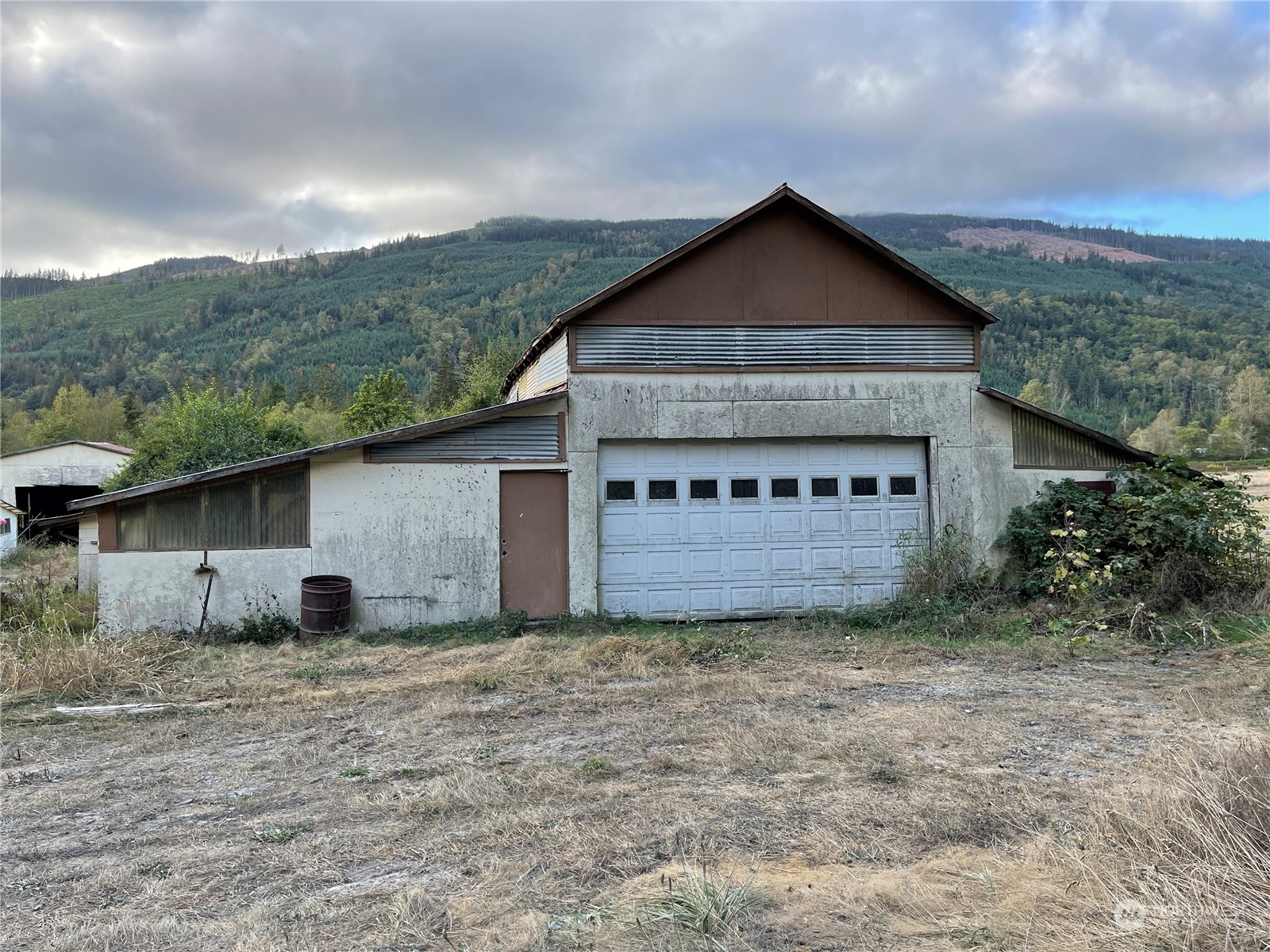 2410 Cruse Road Sedro-Woolley, WA 98284 - Photo 33 of 38 Gallery Image 33