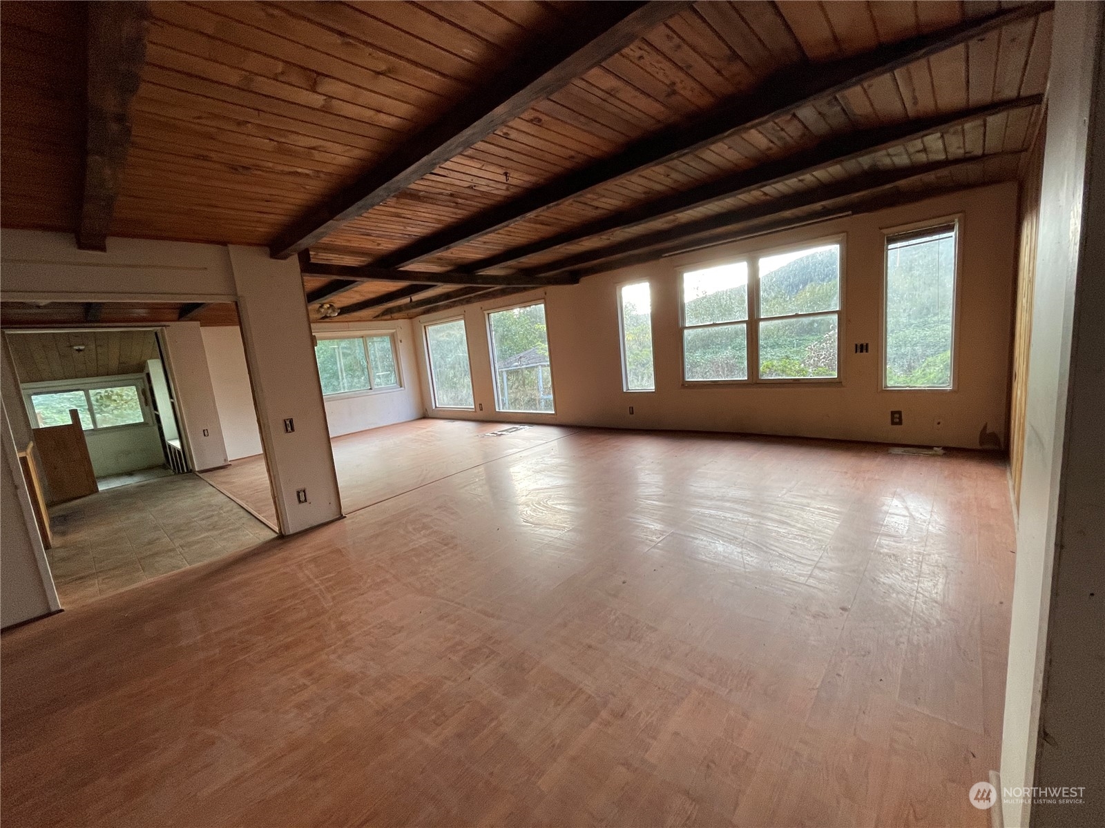 2410 Cruse Road Sedro-Woolley, WA 98284 - Photo 10 of 38 Gallery Image 10
