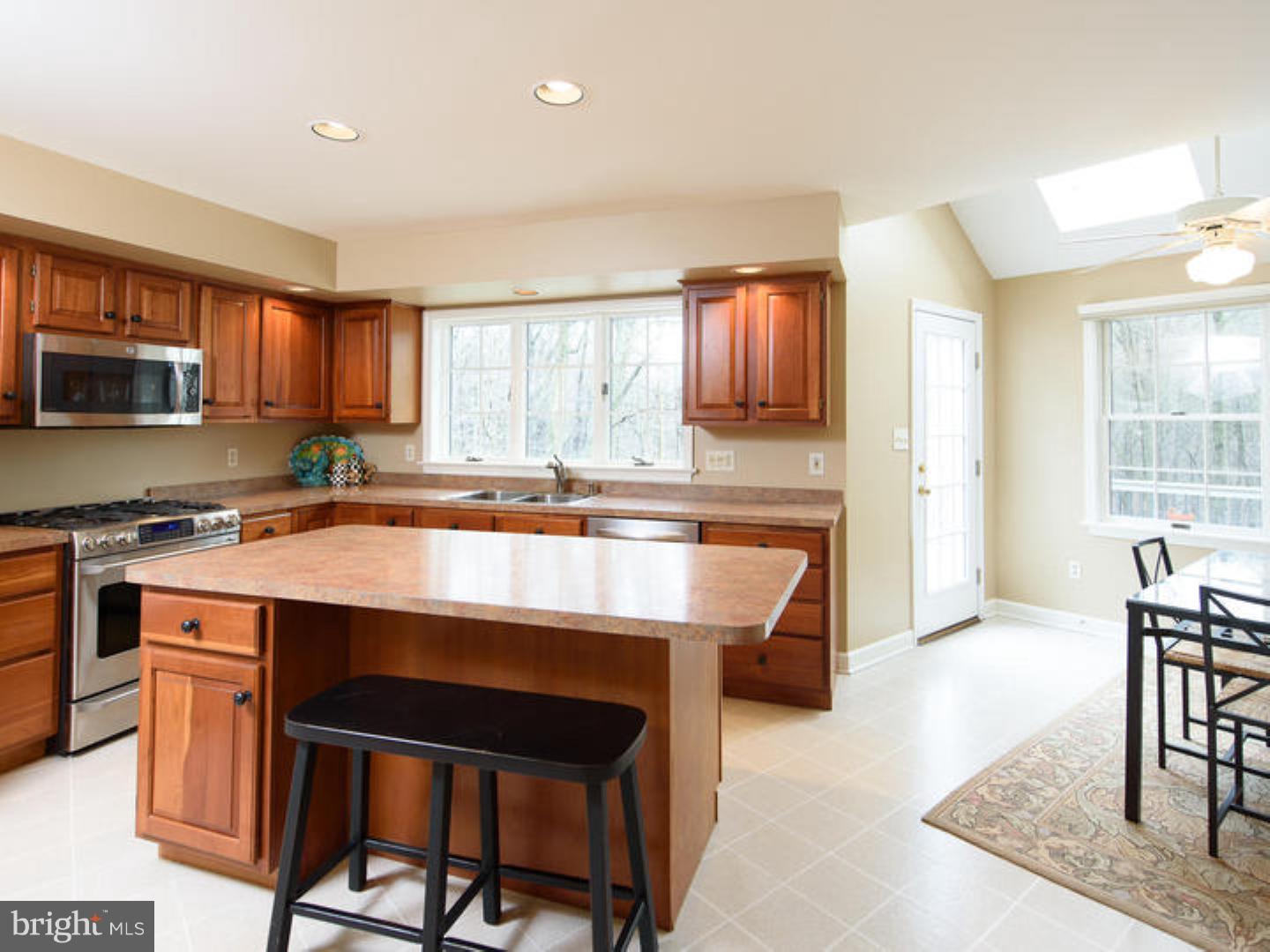 372 North Buck Road Downingtown, PA 19335 - Photo 12 of 25 Gallery Image 12