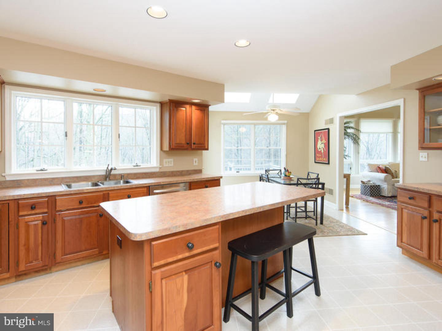 372 North Buck Road Downingtown, PA 19335 - Photo 13 of 25 Gallery Image 13