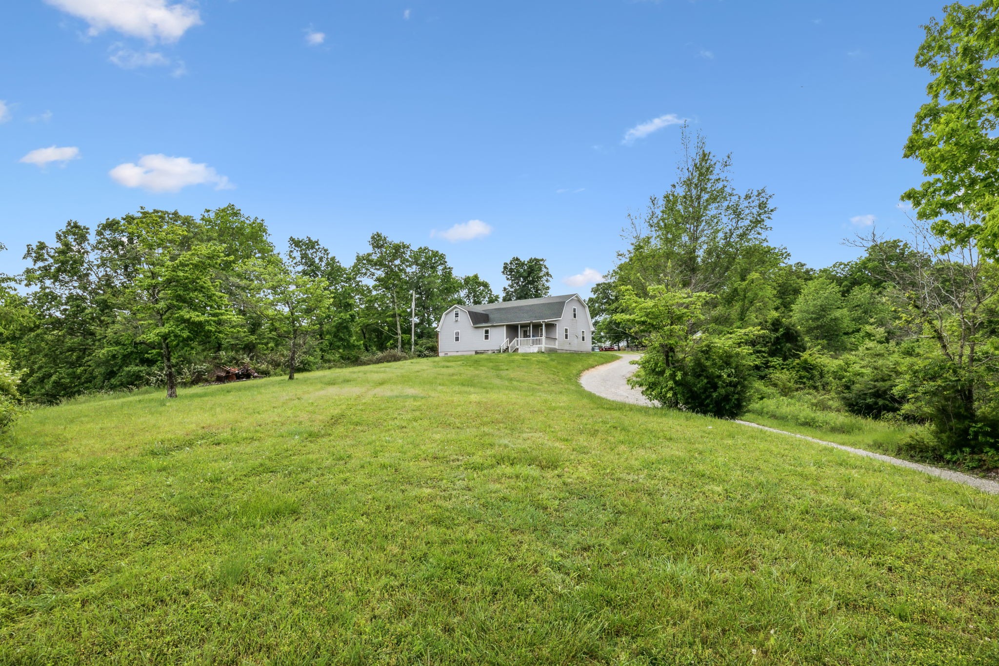 945 Sheehy Road McEwen, TN 37101 - Photo 11 of 74 Gallery Image 11