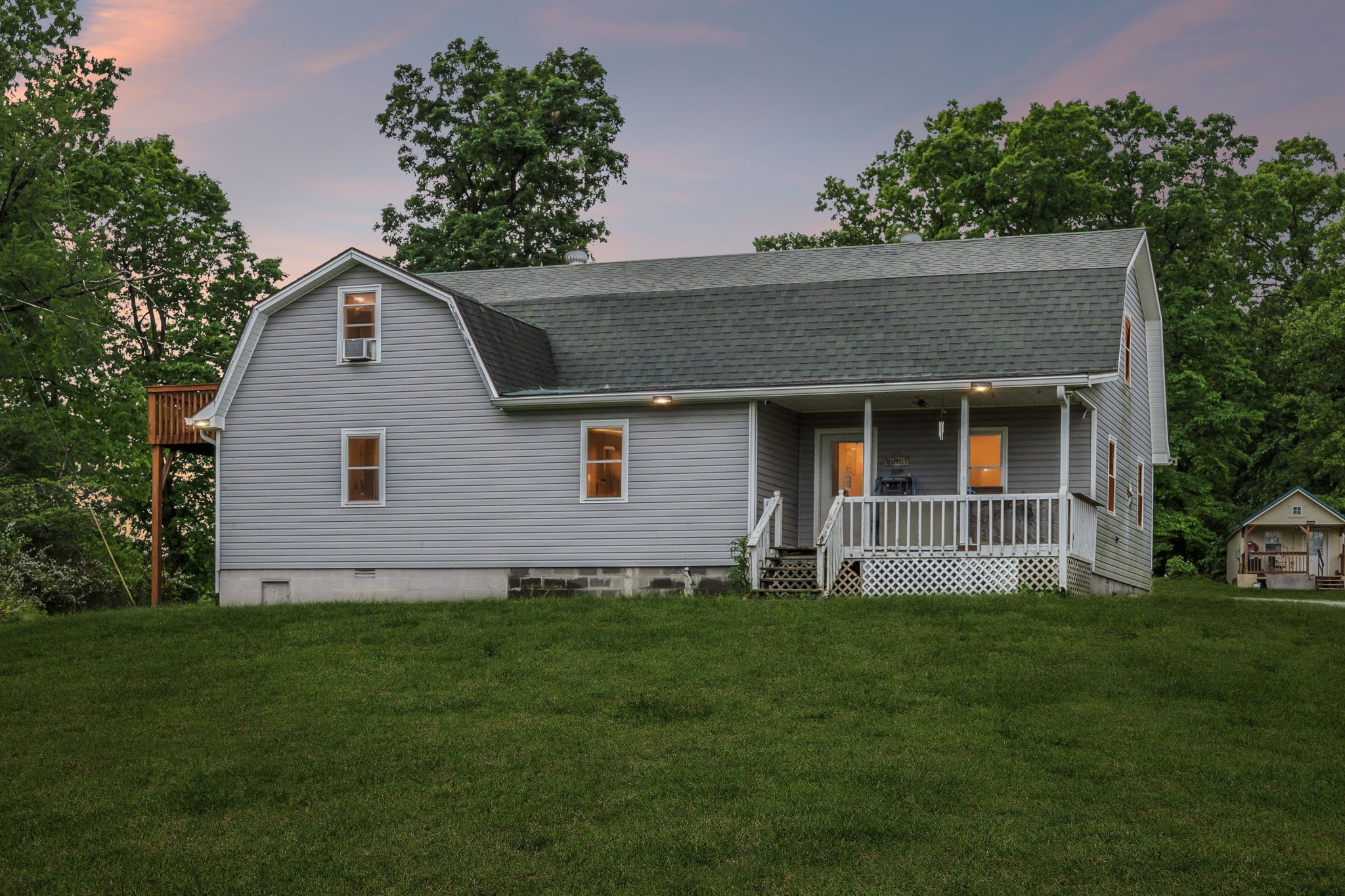 945 Sheehy Road McEwen, TN 37101 - Photo 2 of 74 Gallery Image 2
