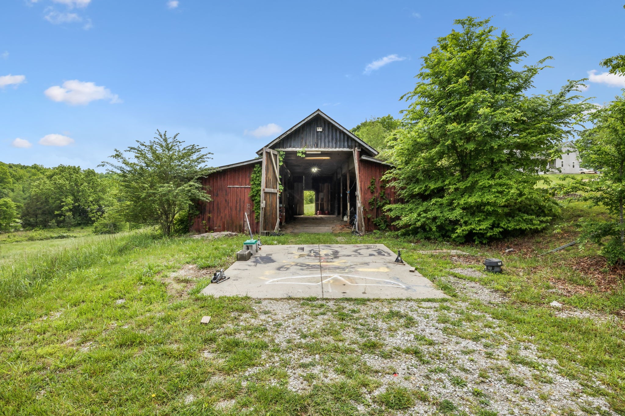 945 Sheehy Road McEwen, TN 37101 - Photo 53 of 74 Gallery Image 53