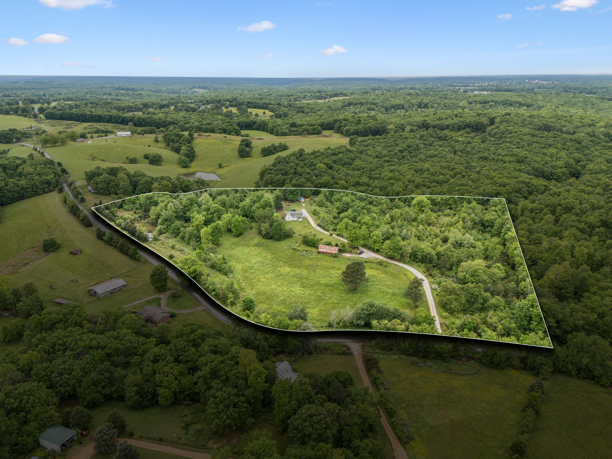 945 Sheehy Road McEwen, TN 37101 - Photo 65 of 74 Gallery Image 65
