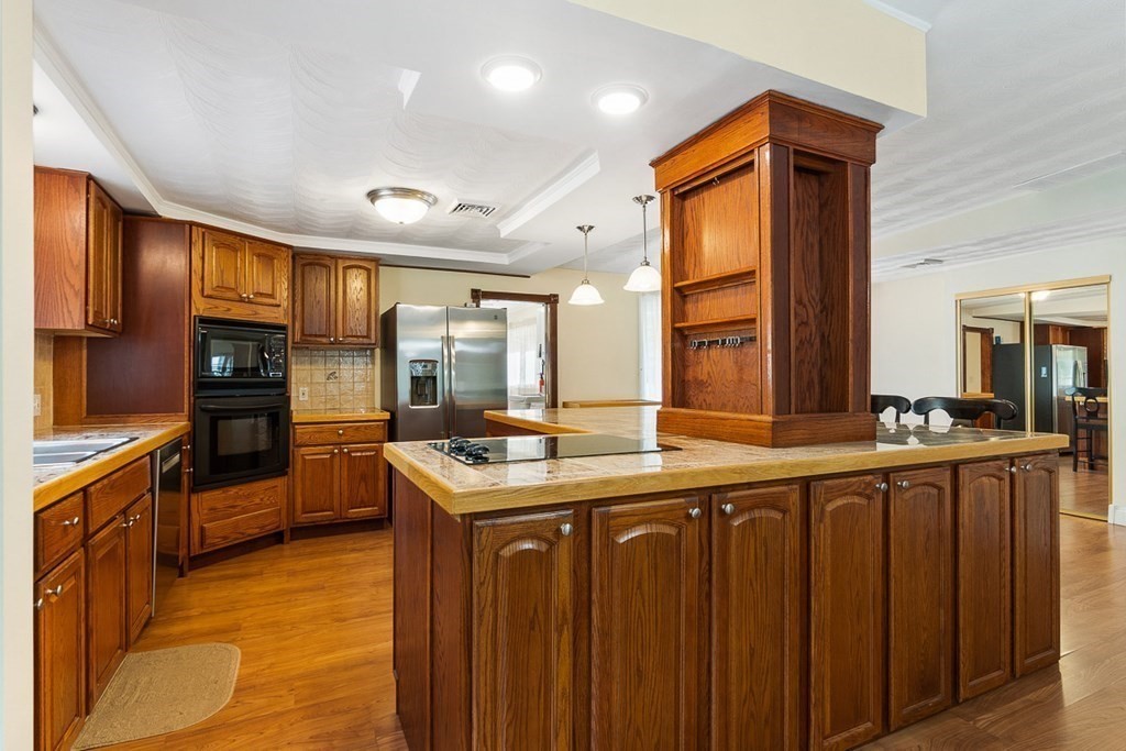 5 Nadine Road Chelmsford, MA 01824 - Photo 5 of 29