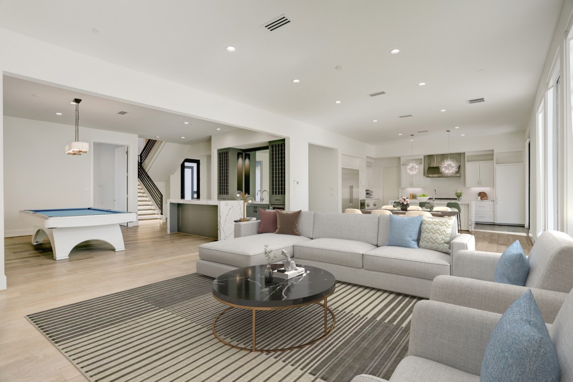 6533 Corbin Street Houston, TX 77055 - Photo 14 of 50 Virtually Staged Living Room