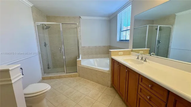 $4,500 | 8395 Southwest 73rd Avenue, Unit 806, Miami, FL 33143