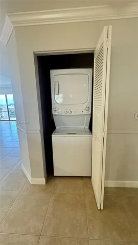 $4,500 | 8395 Southwest 73rd Avenue, Unit 806, Miami, FL 33143