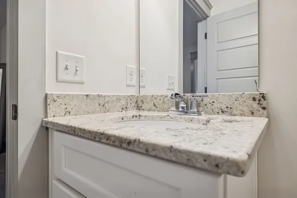 $3,000 | 1805 B Sevier Street, Nashville, TN 37206