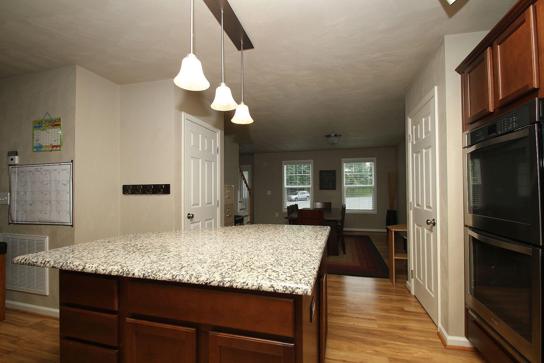 6053 Brahma Road Roanoke, VA 24018 - Photo 14 of 51 img_7726