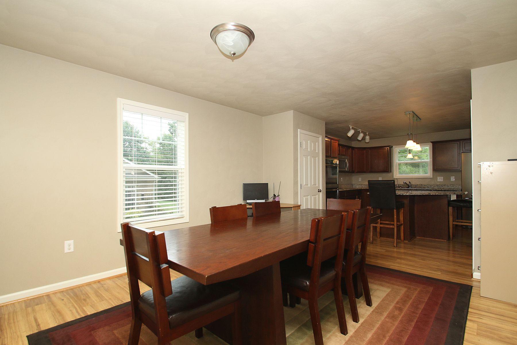 6053 Brahma Road Roanoke, VA 24018 - Photo 17 of 51 img_7732