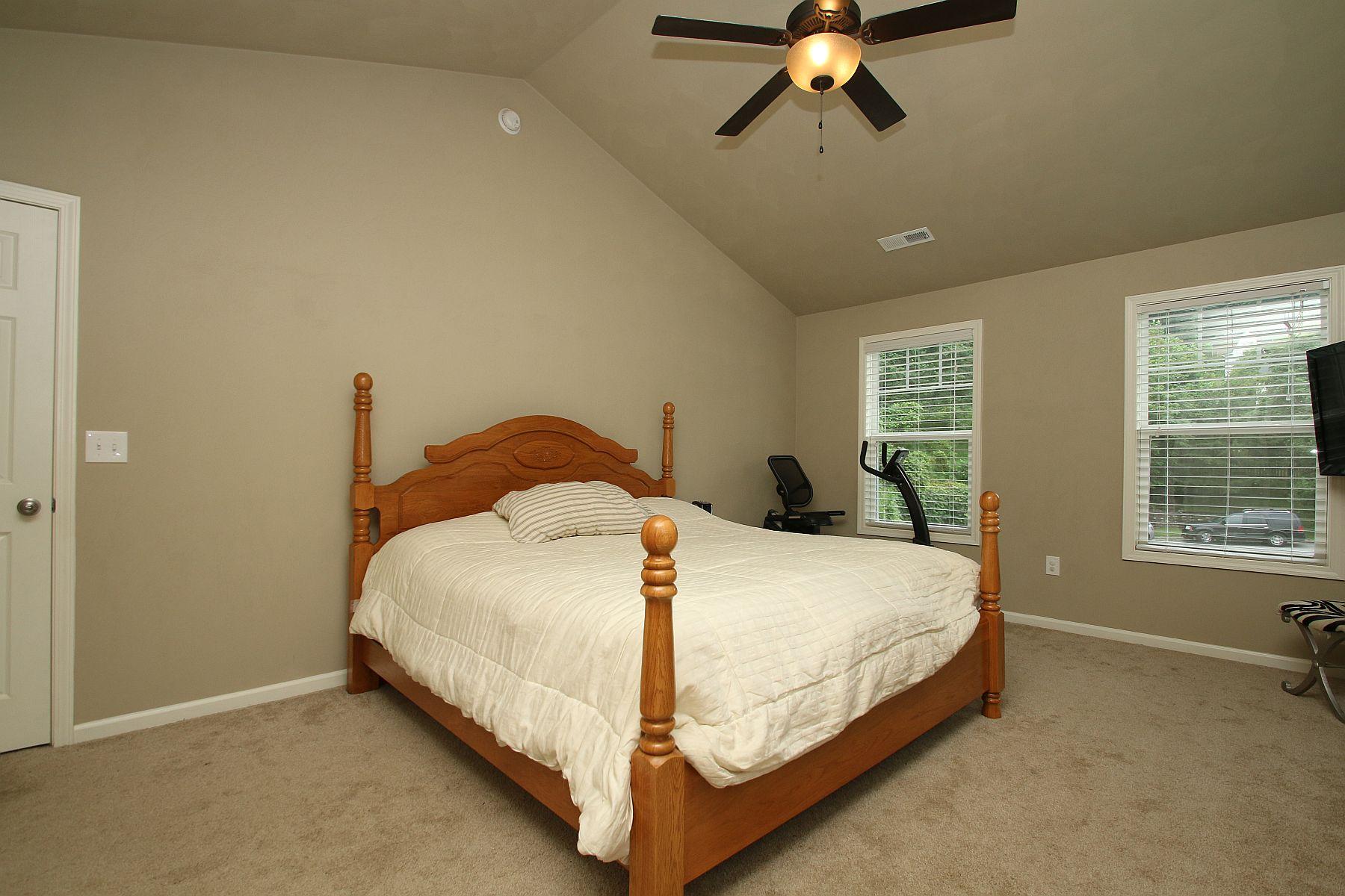 6053 Brahma Road Roanoke, VA 24018 - Photo 23 of 51 img_7661