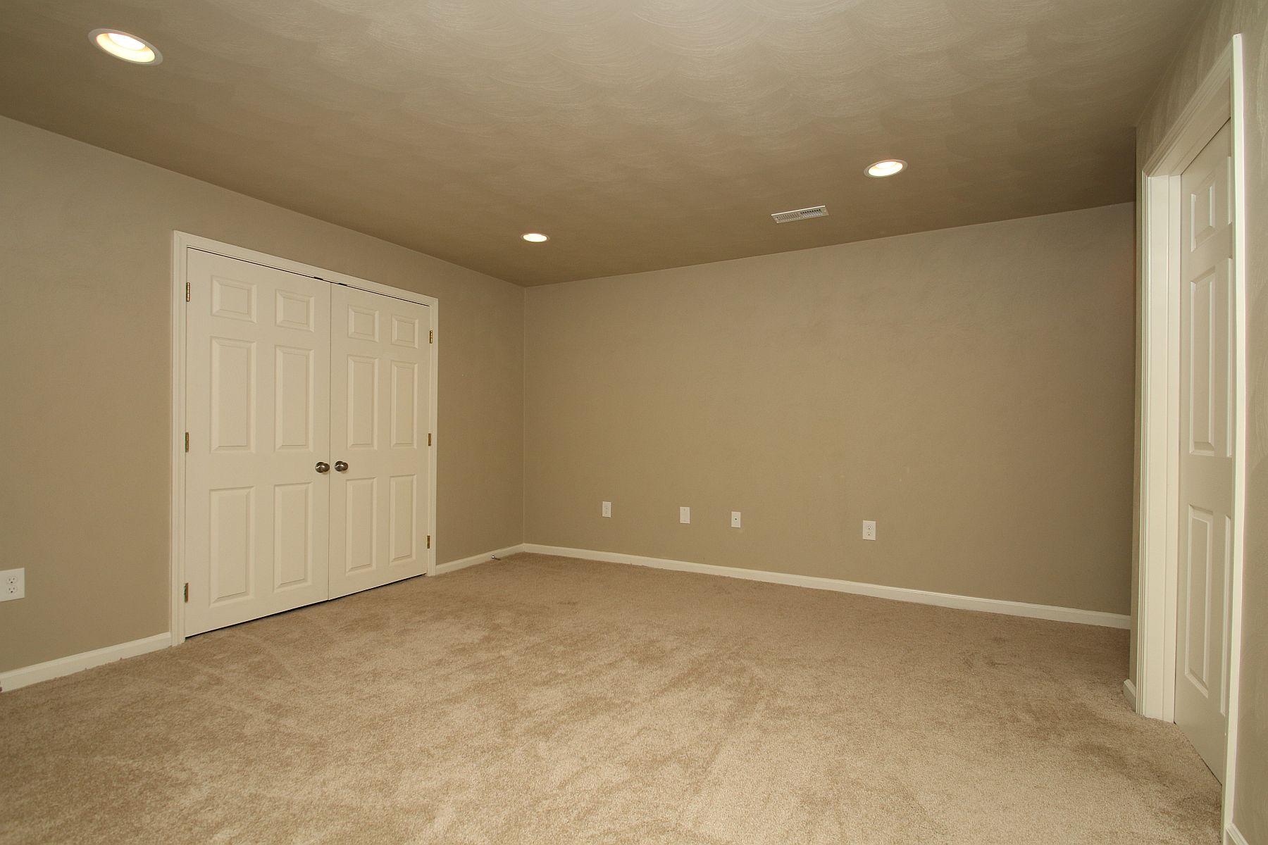 6053 Brahma Road Roanoke, VA 24018 - Photo 45 of 51 img_7765