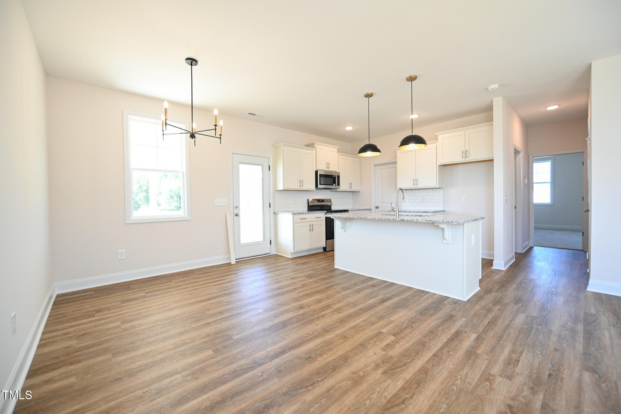 211 Johnson Rdg Way Four Oaks, NC 27524 - Photo 8 of 31 008