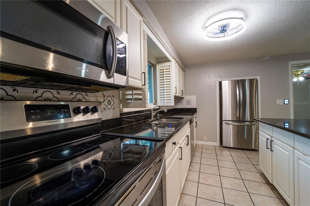 Undisclosed Address New Port Richey, FL 34653 - Photo 4 of 35