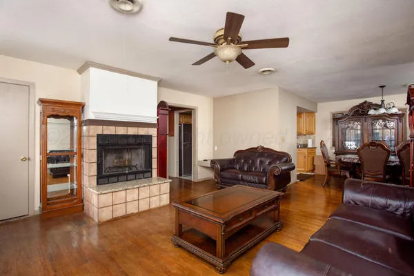 $165,000 | 608 South 2nd Street, Vega, TX 79092