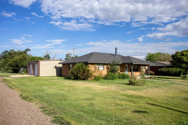 $165,000 | 608 South 2nd Street, Vega, TX 79092