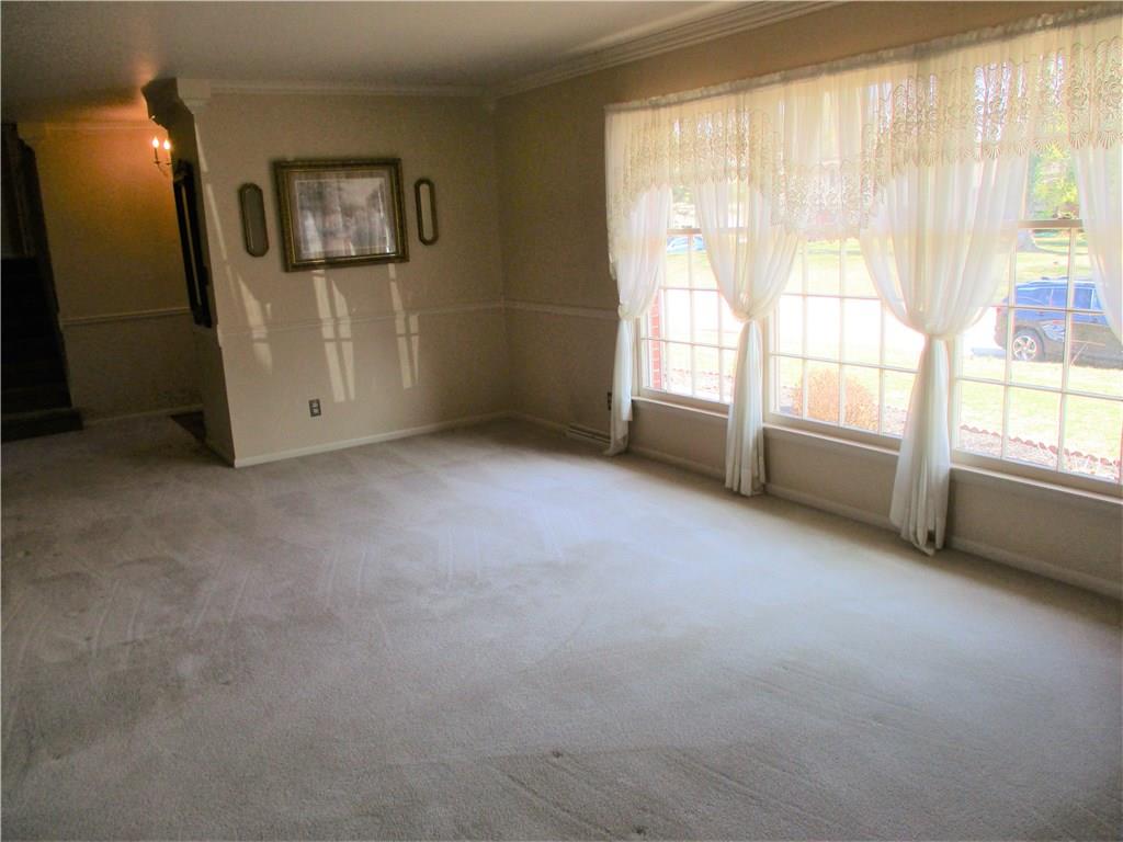 4110 Ridgeway Avenue Columbus, IN 47203 - Photo 4 of 28 Gallery Image 4
